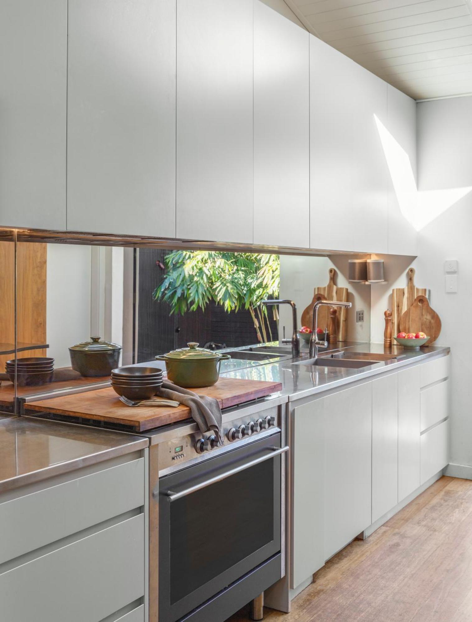 Warners Way At Bondi - By Betina King Holiday home